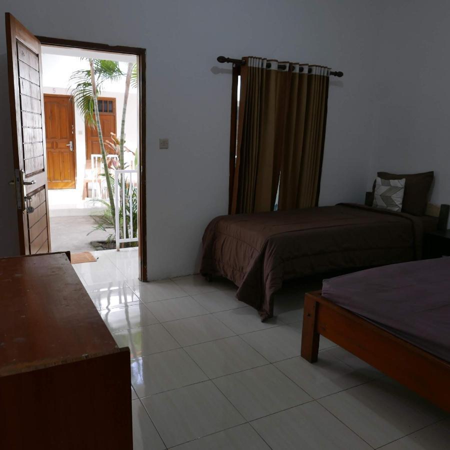 Appartamento Rumah Side Gili Trawangan Esterno foto